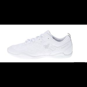 🌟BRAND NEW🌟VARSITY V4S CHEER SNEAKERS